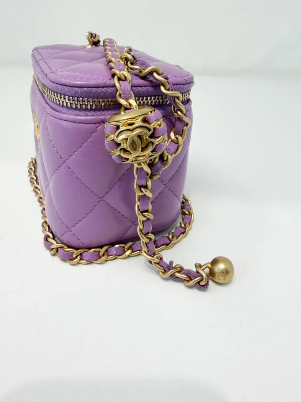 CHANEL this lambskin